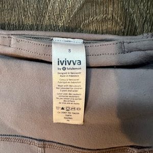 Ivivva girls leggings - size 8 kids